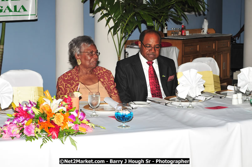 Bird of Paradise Awards & Gala @ Grand Palladium Resort & Spa [Fiesta] - Guest Honouree The Most Honourable P.J. Patterson ON, PC, QC - Hanover Jamaica Travel Guide - Lucea Jamaica Travel Guide is an Internet Travel - Tourism Resource Guide to the Parish of Hanover and Lucea area of Jamaica - http://www.hanoverjamaicatravelguide.com - http://.www.luceajamaicatravelguide.com