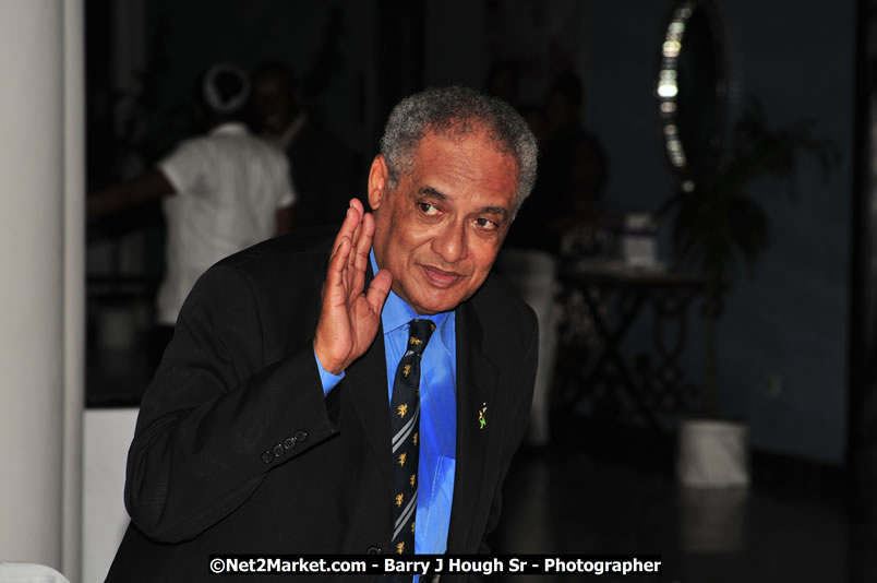 Bird of Paradise Awards & Gala @ Grand Palladium Resort & Spa [Fiesta] - Guest Honouree The Most Honourable P.J. Patterson ON, PC, QC - Hanover Jamaica Travel Guide - Lucea Jamaica Travel Guide is an Internet Travel - Tourism Resource Guide to the Parish of Hanover and Lucea area of Jamaica - http://www.hanoverjamaicatravelguide.com - http://.www.luceajamaicatravelguide.com