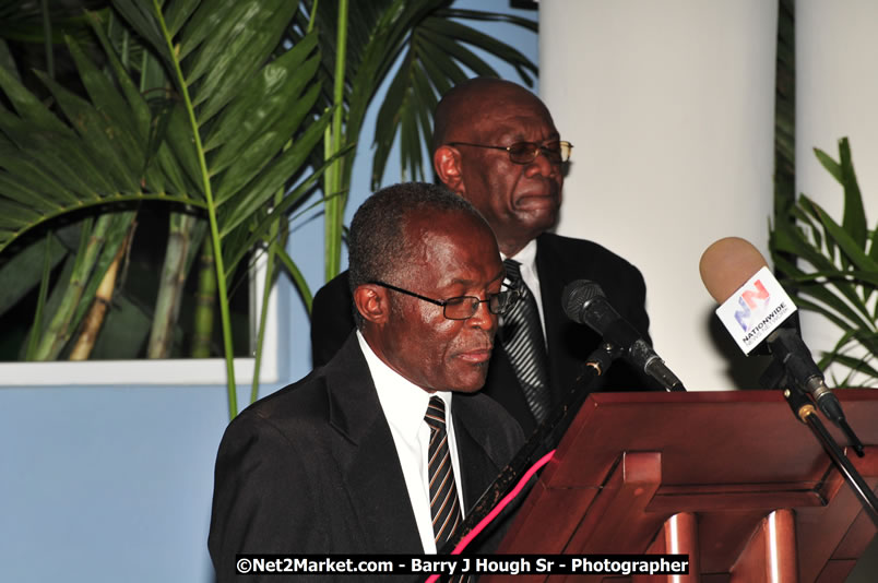 Bird of Paradise Awards & Gala @ Grand Palladium Resort & Spa [Fiesta] - Guest Honouree The Most Honourable P.J. Patterson ON, PC, QC - Hanover Jamaica Travel Guide - Lucea Jamaica Travel Guide is an Internet Travel - Tourism Resource Guide to the Parish of Hanover and Lucea area of Jamaica - http://www.hanoverjamaicatravelguide.com - http://.www.luceajamaicatravelguide.com