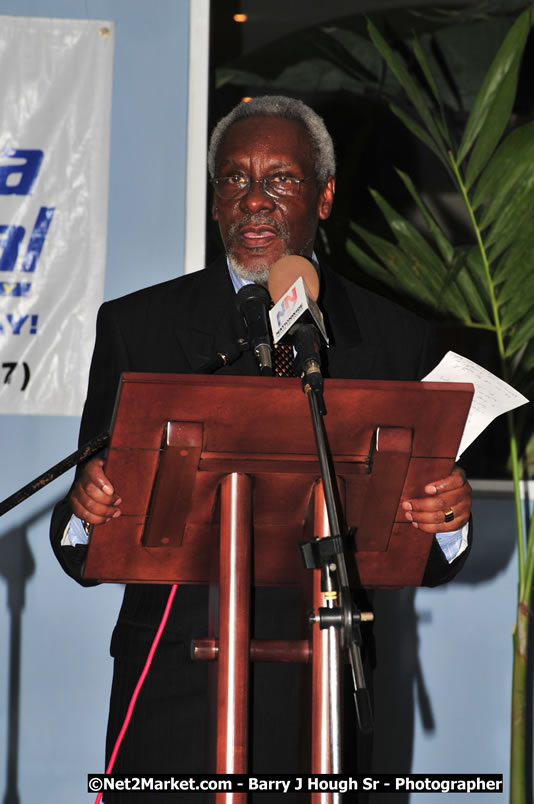 Bird of Paradise Awards & Gala @ Grand Palladium Resort & Spa [Fiesta] - Guest Honouree The Most Honourable P.J. Patterson ON, PC, QC - Hanover Jamaica Travel Guide - Lucea Jamaica Travel Guide is an Internet Travel - Tourism Resource Guide to the Parish of Hanover and Lucea area of Jamaica - http://www.hanoverjamaicatravelguide.com - http://.www.luceajamaicatravelguide.com