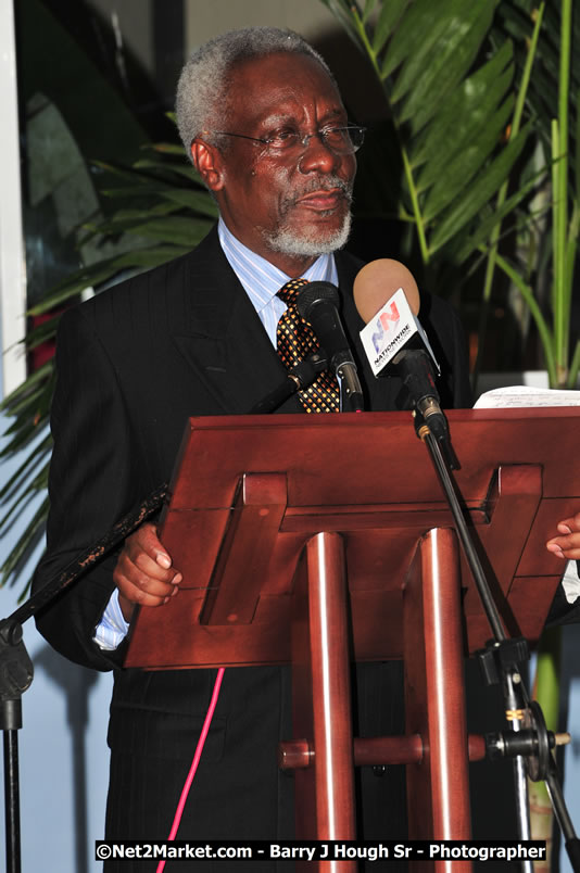 Bird of Paradise Awards & Gala @ Grand Palladium Resort & Spa [Fiesta] - Guest Honouree The Most Honourable P.J. Patterson ON, PC, QC - Hanover Jamaica Travel Guide - Lucea Jamaica Travel Guide is an Internet Travel - Tourism Resource Guide to the Parish of Hanover and Lucea area of Jamaica - http://www.hanoverjamaicatravelguide.com - http://.www.luceajamaicatravelguide.com