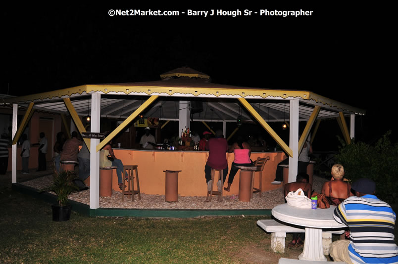 Hanover Homecoming Beach Party - Vintage Under the Stars [Merritone Disc], Sky Beach, Hopewell, Jamaica - Hanover Jamaica Travel Guide - Lucea Jamaica Travel Guide is an Internet Travel - Tourism Resource Guide to the Parish of Hanover and Lucea area of Jamaica - http://www.hanoverjamaicatravelguide.com - http://.www.luceajamaicatravelguide.com