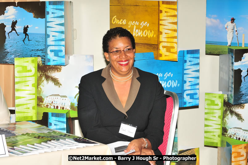 Investments & Business Forum 2008 & Expo - Brand Hanover - Featured Speaker: Mrs. Diana McIntyre-Pike, Country-Style Tourism Network - Hanover Jamaica Travel Guide - Lucea Jamaica Travel Guide is an Internet Travel - Tourism Resource Guide to the Parish of Hanover and Lucea area of Jamaica - http://www.hanoverjamaicatravelguide.com - http://.www.luceajamaicatravelguide.com