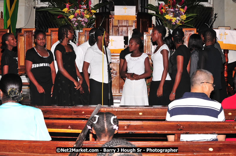 Praise Evening of Excellence Concert Lucea United Church - Hanover Jamaica Travel Guide - Lucea Jamaica Travel Guide is an Internet Travel - Tourism Resource Guide to the Parish of Hanover and Lucea area of Jamaica - http://www.hanoverjamaicatravelguide.com - http://.www.luceajamaicatravelguide.com