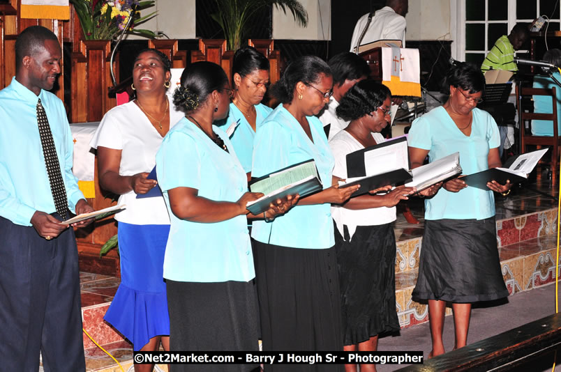 Praise Evening of Excellence Concert Lucea United Church - Hanover Jamaica Travel Guide - Lucea Jamaica Travel Guide is an Internet Travel - Tourism Resource Guide to the Parish of Hanover and Lucea area of Jamaica - http://www.hanoverjamaicatravelguide.com - http://.www.luceajamaicatravelguide.com