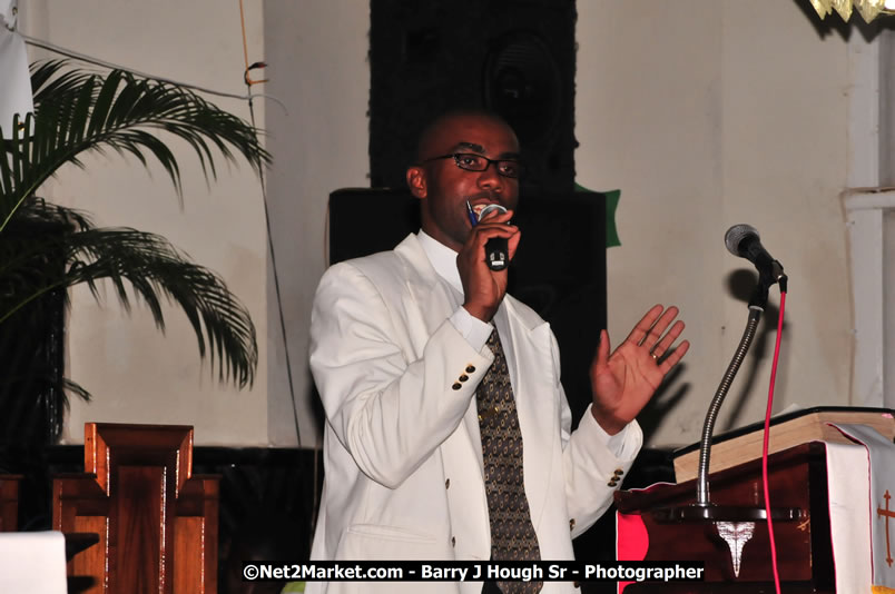 Praise Evening of Excellence Concert Lucea United Church - Hanover Jamaica Travel Guide - Lucea Jamaica Travel Guide is an Internet Travel - Tourism Resource Guide to the Parish of Hanover and Lucea area of Jamaica - http://www.hanoverjamaicatravelguide.com - http://.www.luceajamaicatravelguide.com