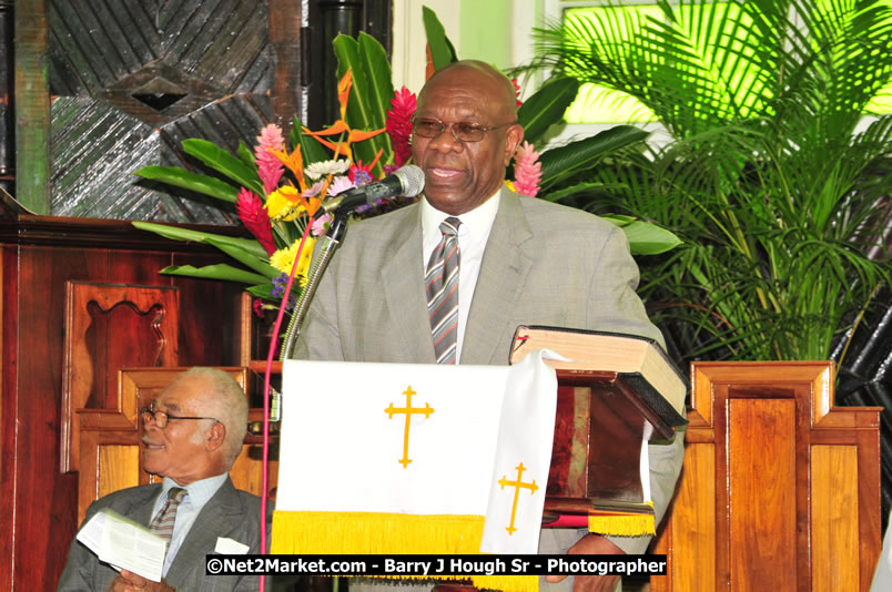 Lucea United Church - United Church in Jamaica and Cayman Islands - Worship Service & Celebration of the Sacrament of Holy Communion - Special Guests: Hanover Homecoming Foundation & His Excellency The Most Honourable Professor Sir Kenneth Hall Governor General of Jamaica - Hanover Jamaica Travel Guide - Lucea Jamaica Travel Guide is an Internet Travel - Tourism Resource Guide to the Parish of Hanover and Lucea area of Jamaica - http://www.hanoverjamaicatravelguide.com - http://.www.luceajamaicatravelguide.com