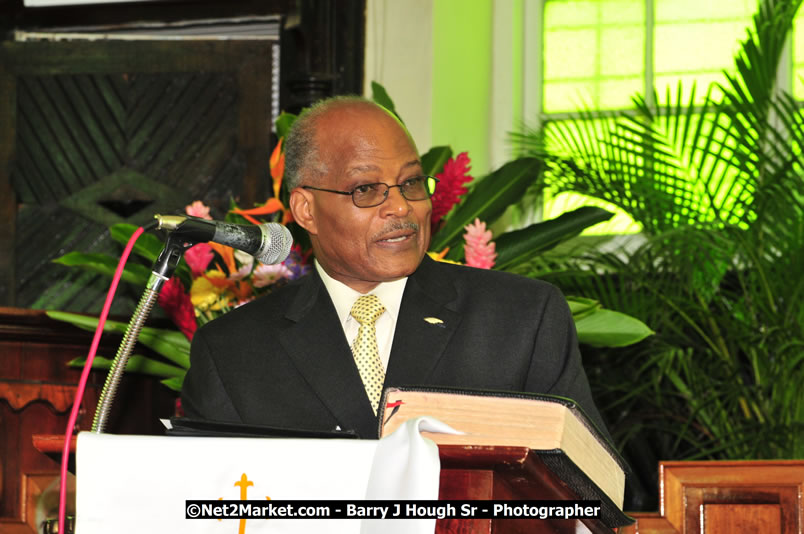 Lucea United Church - United Church in Jamaica and Cayman Islands - Worship Service & Celebration of the Sacrament of Holy Communion - Special Guests: Hanover Homecoming Foundation & His Excellency The Most Honourable Professor Sir Kenneth Hall Governor General of Jamaica - Hanover Jamaica Travel Guide - Lucea Jamaica Travel Guide is an Internet Travel - Tourism Resource Guide to the Parish of Hanover and Lucea area of Jamaica - http://www.hanoverjamaicatravelguide.com - http://.www.luceajamaicatravelguide.com