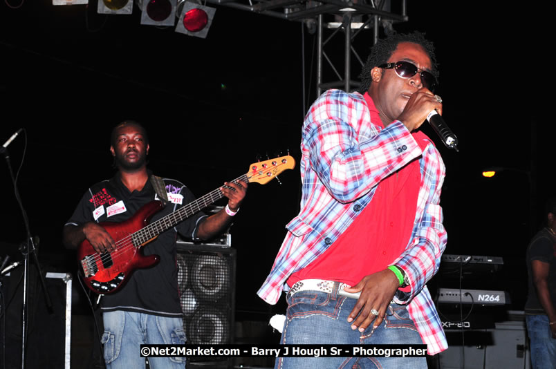 Lucea Cross the Harbour @ Lucea Car Park...! All Day Event - Cross the Harbour Swim, Boat Rides, and Entertainment for the Family, Concert Featuring: Bushman, George Nooks. Little Hero, Bushi One String, Dog Rice and many Local Artists - Friday, August 1, 2008 - Lucea, Hanover, Jamaica W.I. - Hanover Jamaica Travel Guide - Lucea Jamaica Travel Guide is an Internet Travel - Tourism Resource Guide to the Parish of Hanover and Lucea area of Jamaica - http://www.hanoverjamaicatravelguide.com - http://.www.luceajamaicatravelguide.com