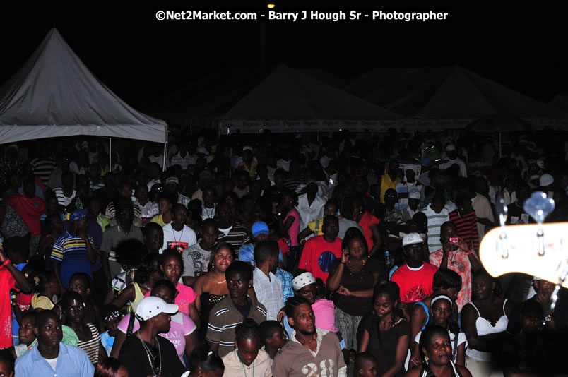 Lucea Cross the Harbour @ Lucea Car Park...! All Day Event - Cross the Harbour Swim, Boat Rides, and Entertainment for the Family, Concert Featuring: Bushman, George Nooks. Little Hero, Bushi One String, Dog Rice and many Local Artists - Friday, August 1, 2008 - Lucea, Hanover, Jamaica W.I. - Hanover Jamaica Travel Guide - Lucea Jamaica Travel Guide is an Internet Travel - Tourism Resource Guide to the Parish of Hanover and Lucea area of Jamaica - http://www.hanoverjamaicatravelguide.com - http://.www.luceajamaicatravelguide.com