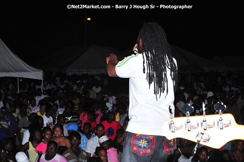 Lucea Cross the Harbour @ Lucea Car Park...! All Day Event - Cross the Harbour Swim, Boat Rides, and Entertainment for the Family, Concert Featuring: Bushman, George Nooks. Little Hero, Bushi One String, Dog Rice and many Local Artists - Friday, August 1, 2008 - Lucea, Hanover, Jamaica W.I. - Hanover Jamaica Travel Guide - Lucea Jamaica Travel Guide is an Internet Travel - Tourism Resource Guide to the Parish of Hanover and Lucea area of Jamaica - http://www.hanoverjamaicatravelguide.com - http://.www.luceajamaicatravelguide.com