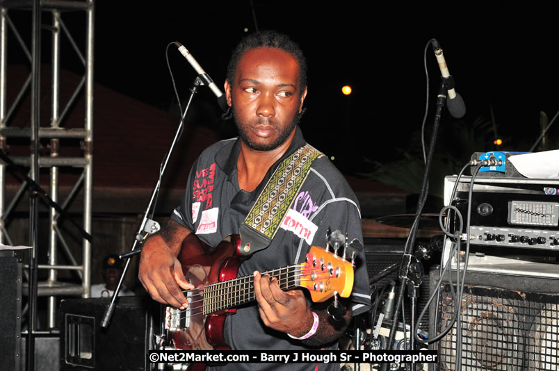 Lucea Cross the Harbour @ Lucea Car Park...! All Day Event - Cross the Harbour Swim, Boat Rides, and Entertainment for the Family, Concert Featuring: Bushman, George Nooks. Little Hero, Bushi One String, Dog Rice and many Local Artists - Friday, August 1, 2008 - Lucea, Hanover, Jamaica W.I. - Hanover Jamaica Travel Guide - Lucea Jamaica Travel Guide is an Internet Travel - Tourism Resource Guide to the Parish of Hanover and Lucea area of Jamaica - http://www.hanoverjamaicatravelguide.com - http://.www.luceajamaicatravelguide.com