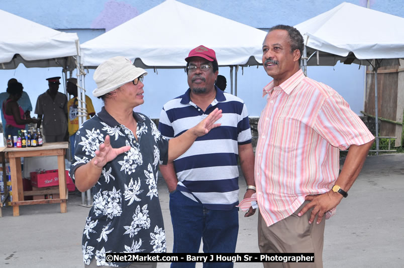 Lucea Cross the Harbour @ Lucea Car Park...! All Day Event - Cross the Harbour Swim, Boat Rides, and Entertainment for the Family, Concert Featuring: Bushman, George Nooks. Little Hero, Bushi One String, Dog Rice and many Local Artists - Friday, August 1, 2008 - Lucea, Hanover, Jamaica W.I. - Hanover Jamaica Travel Guide - Lucea Jamaica Travel Guide is an Internet Travel - Tourism Resource Guide to the Parish of Hanover and Lucea area of Jamaica