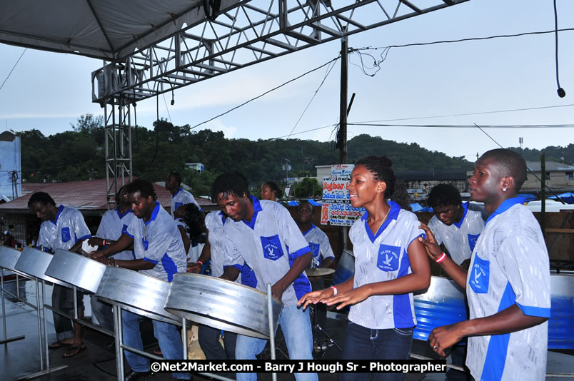 Lucea Cross the Harbour @ Lucea Car Park...! All Day Event - Cross the Harbour Swim, Boat Rides, and Entertainment for the Family, Concert Featuring: Bushman, George Nooks. Little Hero, Bushi One String, Dog Rice and many Local Artists - Friday, August 1, 2008 - Lucea, Hanover, Jamaica W.I. - Hanover Jamaica Travel Guide - Lucea Jamaica Travel Guide is an Internet Travel - Tourism Resource Guide to the Parish of Hanover and Lucea area of Jamaica