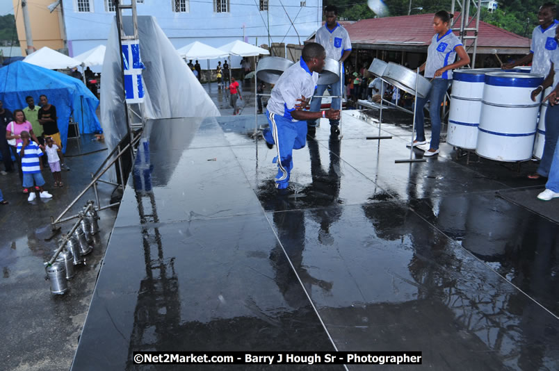 Lucea Cross the Harbour @ Lucea Car Park...! All Day Event - Cross the Harbour Swim, Boat Rides, and Entertainment for the Family, Concert Featuring: Bushman, George Nooks. Little Hero, Bushi One String, Dog Rice and many Local Artists - Friday, August 1, 2008 - Lucea, Hanover, Jamaica W.I. - Hanover Jamaica Travel Guide - Lucea Jamaica Travel Guide is an Internet Travel - Tourism Resource Guide to the Parish of Hanover and Lucea area of Jamaica