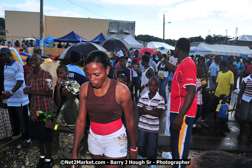 Lucea Cross the Harbour @ Lucea Car Park...! All Day Event - Cross the Harbour Swim, Boat Rides, and Entertainment for the Family, Concert Featuring: Bushman, George Nooks. Little Hero, Bushi One String, Dog Rice and many Local Artists - Friday, August 1, 2008 - Lucea, Hanover, Jamaica W.I. - Hanover Jamaica Travel Guide - Lucea Jamaica Travel Guide is an Internet Travel - Tourism Resource Guide to the Parish of Hanover and Lucea area of Jamaica