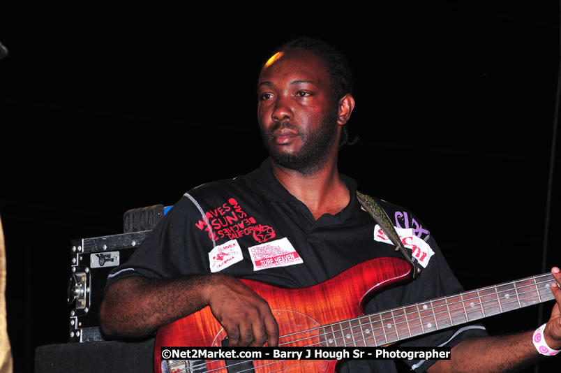 Lucea Cross the Harbour @ Lucea Car Park...! All Day Event - Cross the Harbour Swim, Boat Rides, and Entertainment for the Family, Concert Featuring: Bushman, George Nooks. Little Hero, Bushi One String, Dog Rice and many Local Artists - Friday, August 1, 2008 - Lucea, Hanover, Jamaica W.I. - Hanover Jamaica Travel Guide - Lucea Jamaica Travel Guide is an Internet Travel - Tourism Resource Guide to the Parish of Hanover and Lucea area of Jamaica - http://www.hanoverjamaicatravelguide.com - http://.www.luceajamaicatravelguide.com