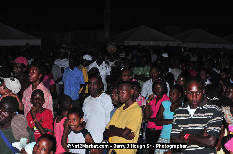 Lucea Cross the Harbour @ Lucea Car Park...! All Day Event - Cross the Harbour Swim, Boat Rides, and Entertainment for the Family, Concert Featuring: Bushman, George Nooks. Little Hero, Bushi One String, Dog Rice and many Local Artists - Friday, August 1, 2008 - Lucea, Hanover, Jamaica W.I. - Hanover Jamaica Travel Guide - Lucea Jamaica Travel Guide is an Internet Travel - Tourism Resource Guide to the Parish of Hanover and Lucea area of Jamaica - http://www.hanoverjamaicatravelguide.com - http://.www.luceajamaicatravelguide.com